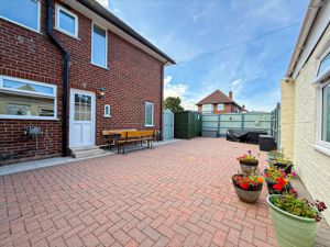 Photo 11- click for photo gallery